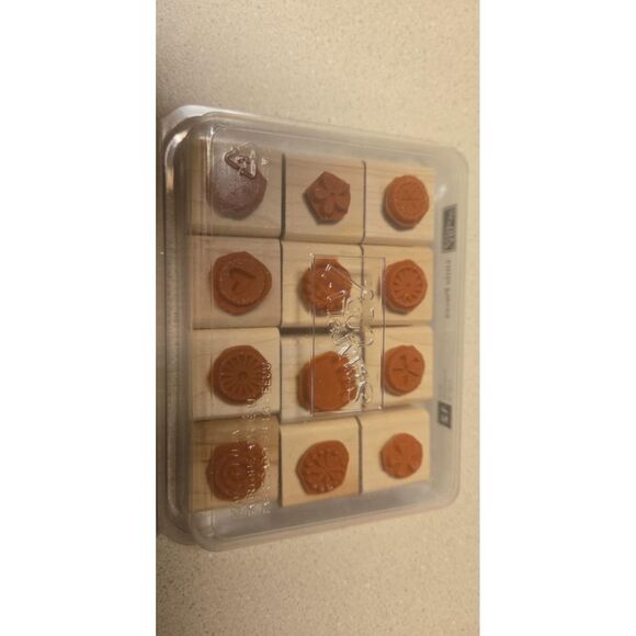 Stampin up ! Little Pieces Set Of 12 Wood Mounted Stamp Set Heart Stars Rounds - Picture 4 of 4